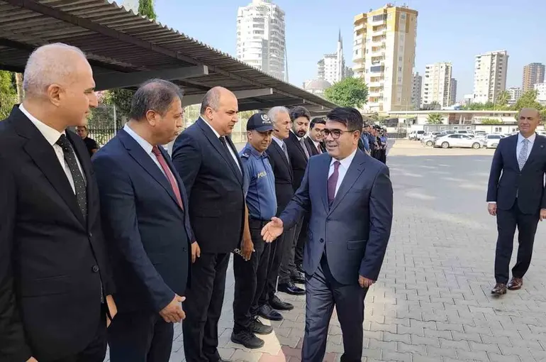 Mersin Emniyet Müdürü İdris Yılmaz görevine başladı
