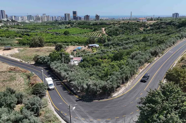 Mersin’de 11,5 kilometrelik yol yenilendi

