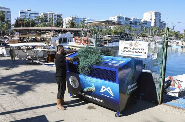 Mersin’de balıkçı ağları geri dönüşüme kazandırılıyor
