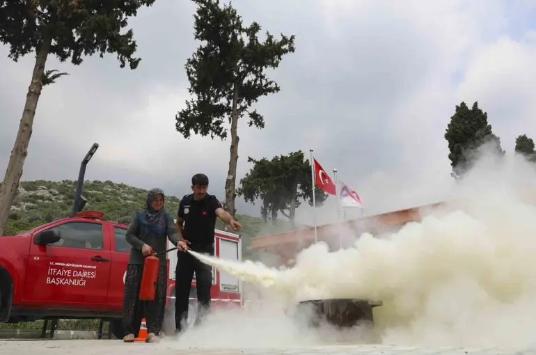 Mersin’de kadın üreticilere yangın güvenliği eğitimi
