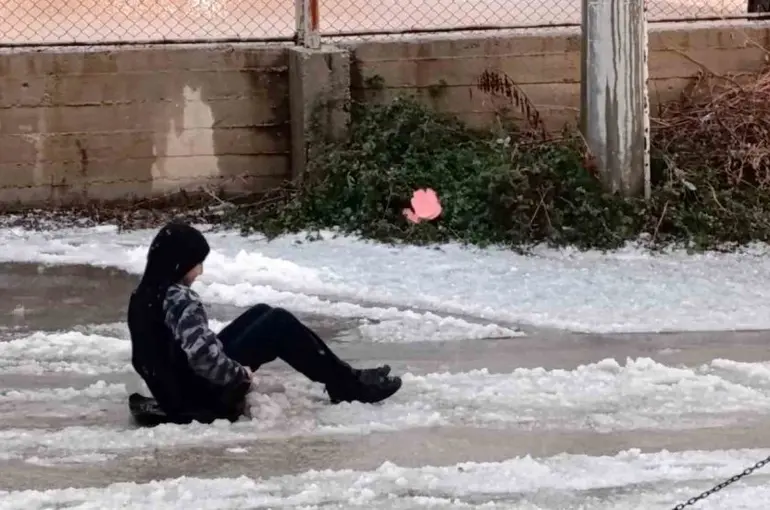 Mersin’i dolu vurdu
