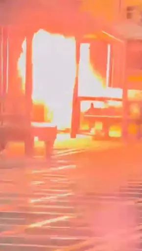 Meydanda şüpheli valiz alarmı

