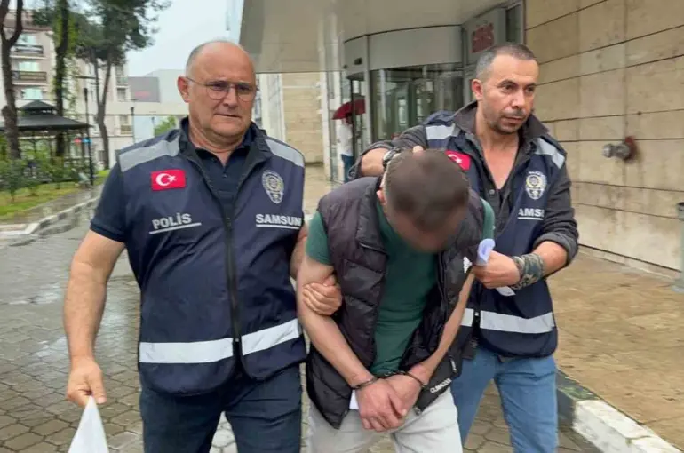 Mezarlıkta eşini darbeden koca tutuklandı
