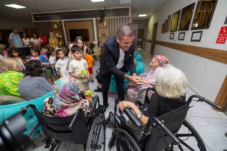 Mezitli’de nesiller arası dayanışma buluşması
