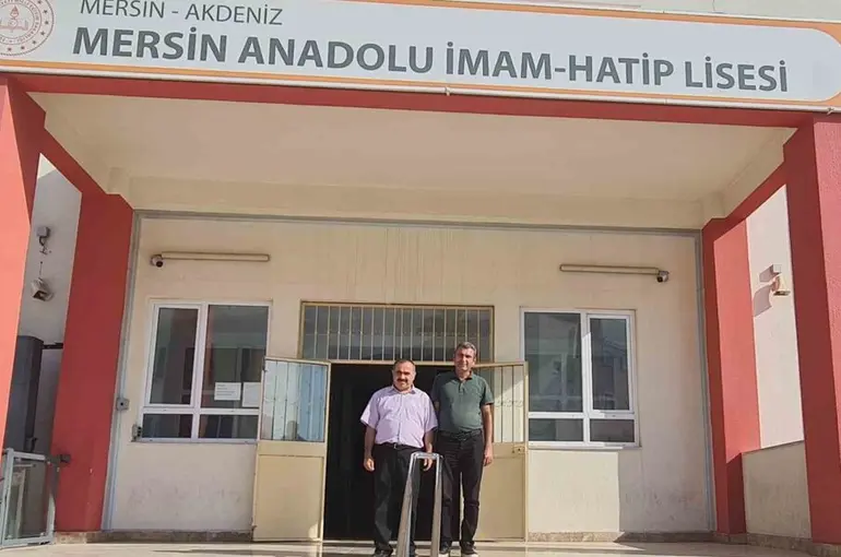 Mezun oldukları okula idareci olarak döndüler
