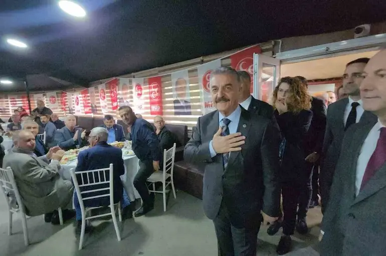 MHP Genel Sekreteri Büyükataman şehit ve gazi aileleri ile buluştu:
