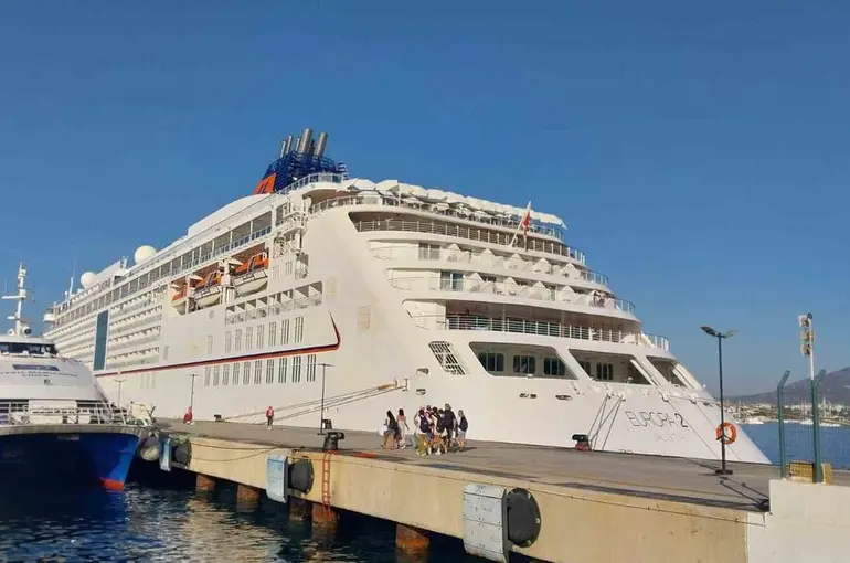Mikonos’tan Bodrum’a 481 yolcu getirdi

