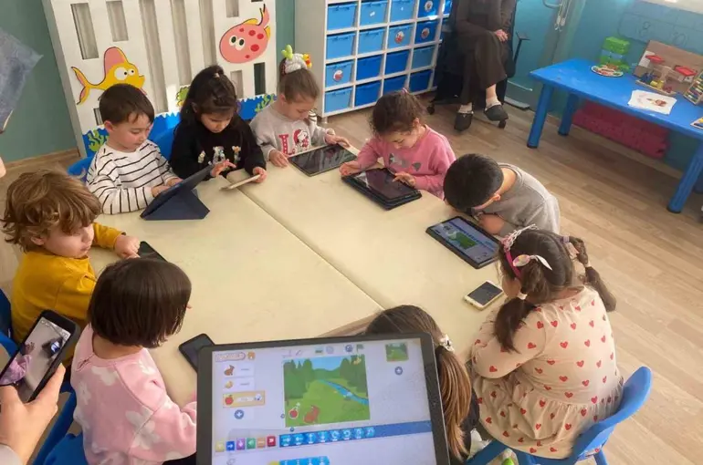 Minik zihinlerle kodlama serüveni gerçekleşti
