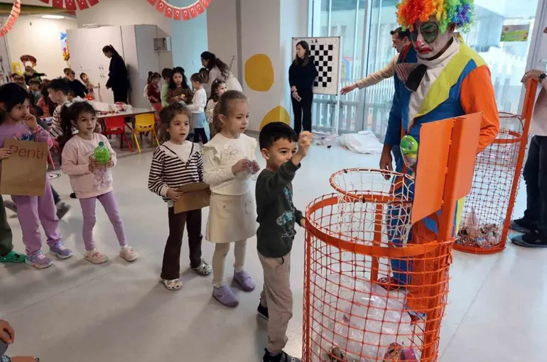 Miniklere geri dönüşüm bilinci aşılanıyo
