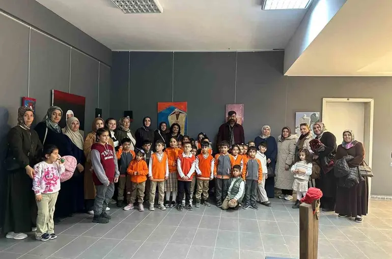 Modern çoban sergi ilgi odağı oldu
