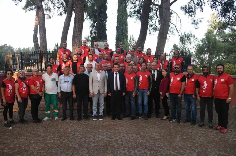 Motosikletli kortej herkesi coşturdu

