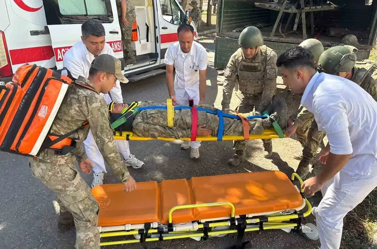 MSB deprem farkındalığını artırmak amacıyla tatbikat gerçekleştirdi
