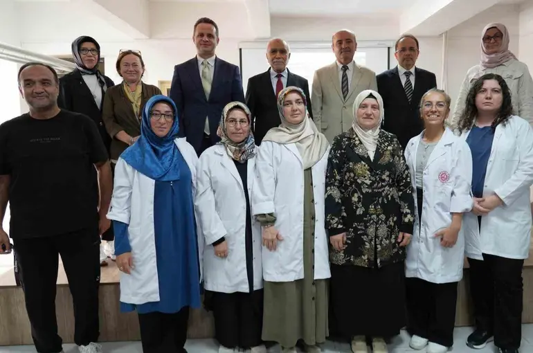 Muğla’da öğrenciler yazar Mustafa Turan ile bir araya geldi
