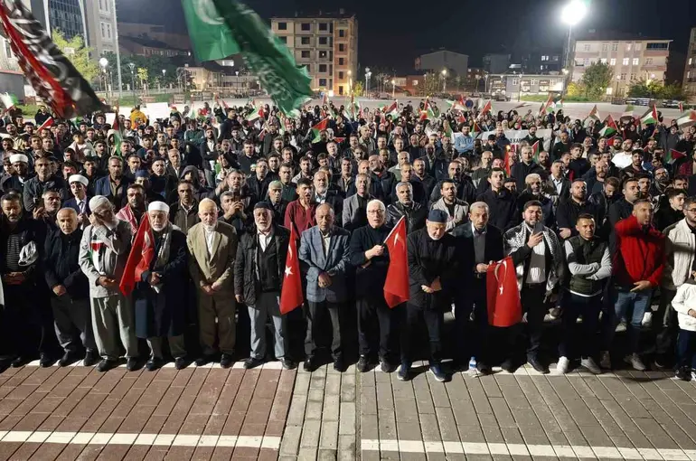 Muş’ta Gazze’ye destek gösterisi düzenlendi
