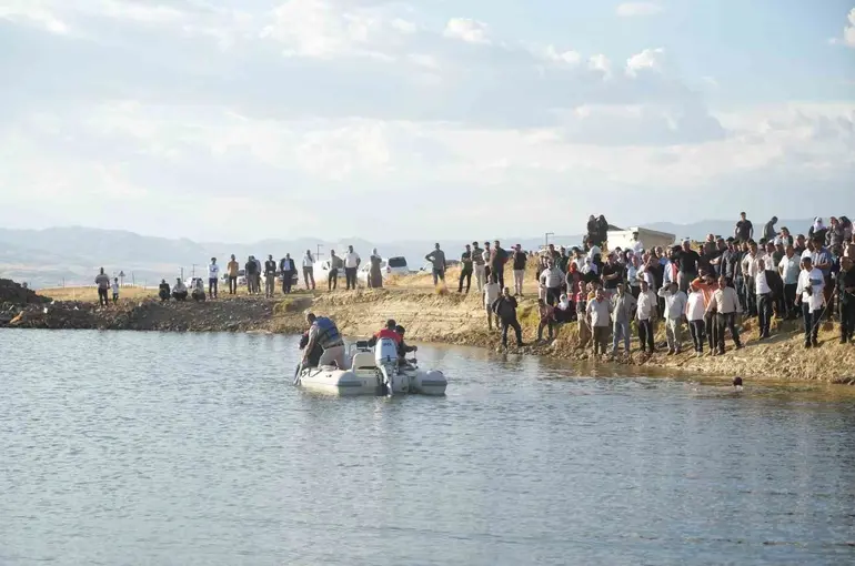 Muş’ta gölete giren 13 yaşındaki çocuk hayatını kaybetti
