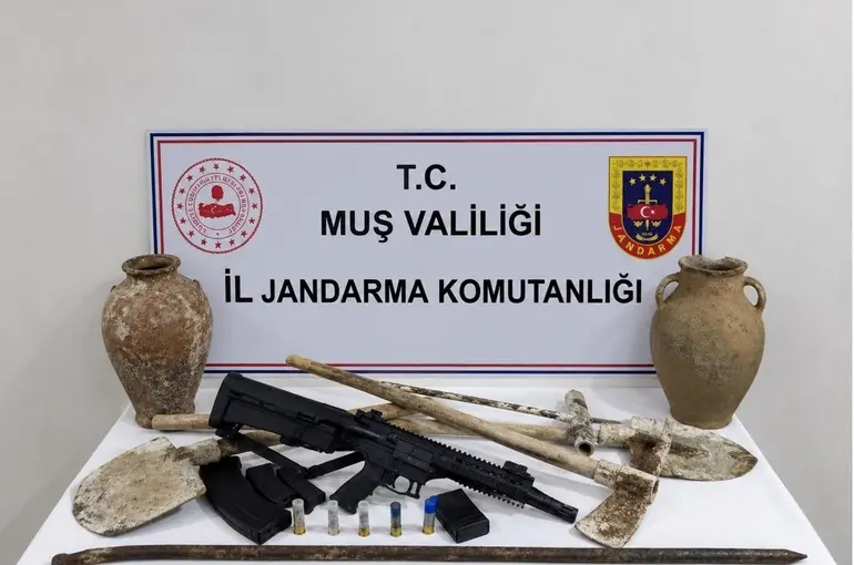 Muş’ta kaçak kazı operasyonu
