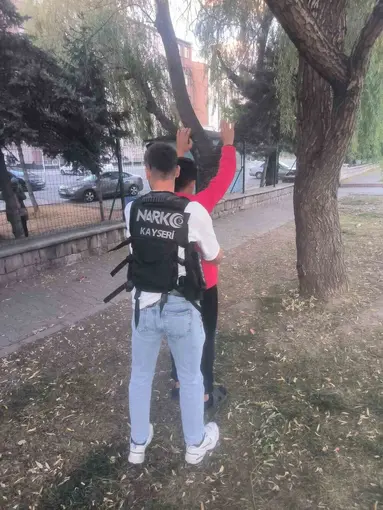 ‘Narko-Okul’ uygulamasında 13 şahıs sorgulandı
