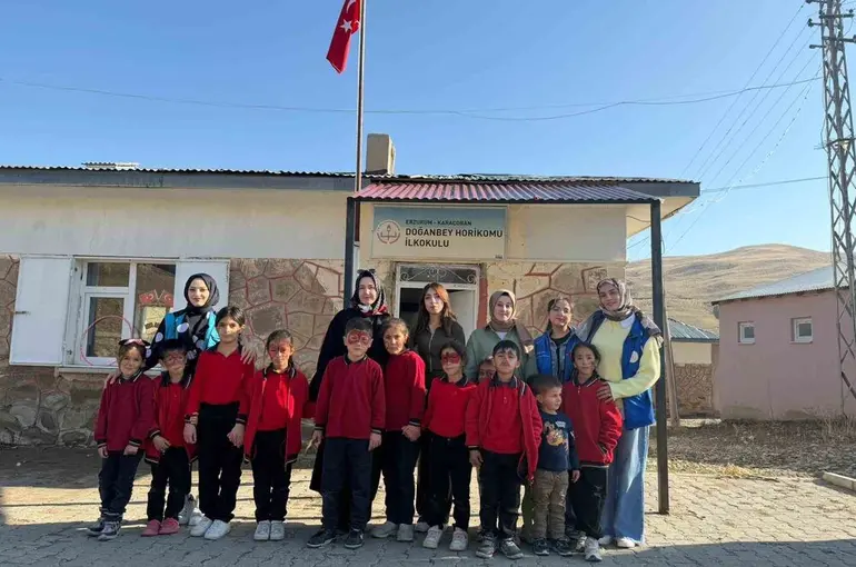 Narman’dan Karaçoban’a uzanan kardeşlik köprüsü
