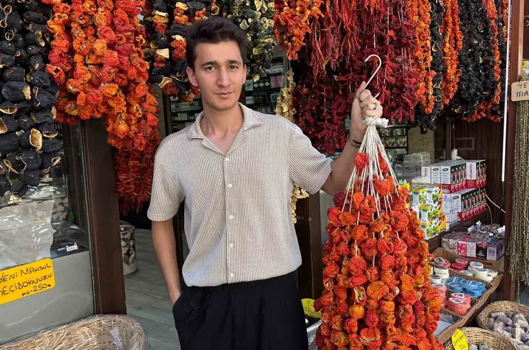Nemli hava ve yüksek maliyet vurdu: Kurutmalık biberde hazır ürün dönemi
