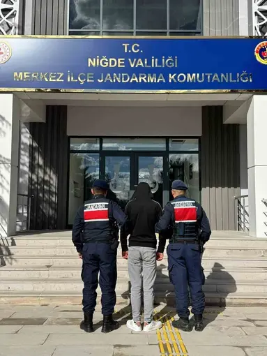 Niğde’de aranan 3 şahıs jandarma ekiplerince yakalandı
