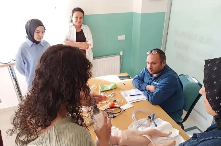 Niğde’de Yenidoğan Canlandırma Eğitimi düzenlendi
