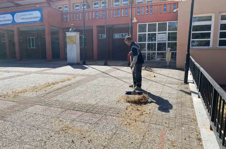 Okullarda yeni eğitim öğretim yılı hazırlıkları tamamlandı
