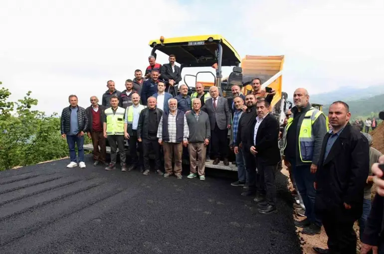 Ordu’da 3 ilçeyi ilgilendiren yolda sıcak asfalt çalışması
