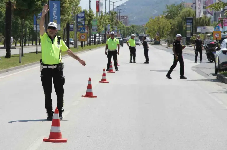 Ordu’da trafik denetimleri: Bir haftada 17 bin araç ve sürücü denetlendi
