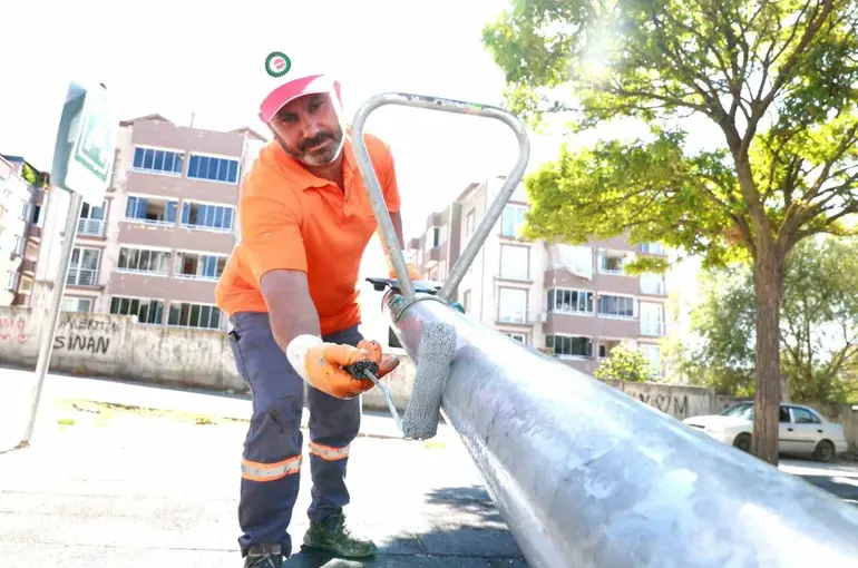 Osmangazi Belediyesi’nden parkları güzelleştiren dokunuş
