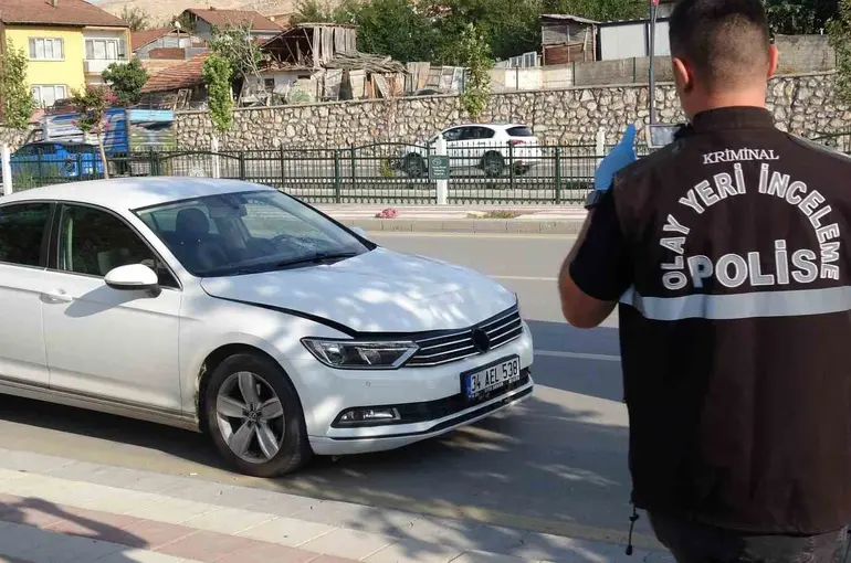 Otomobilin çarptığı yaşlı adam hayatını kaybetti

