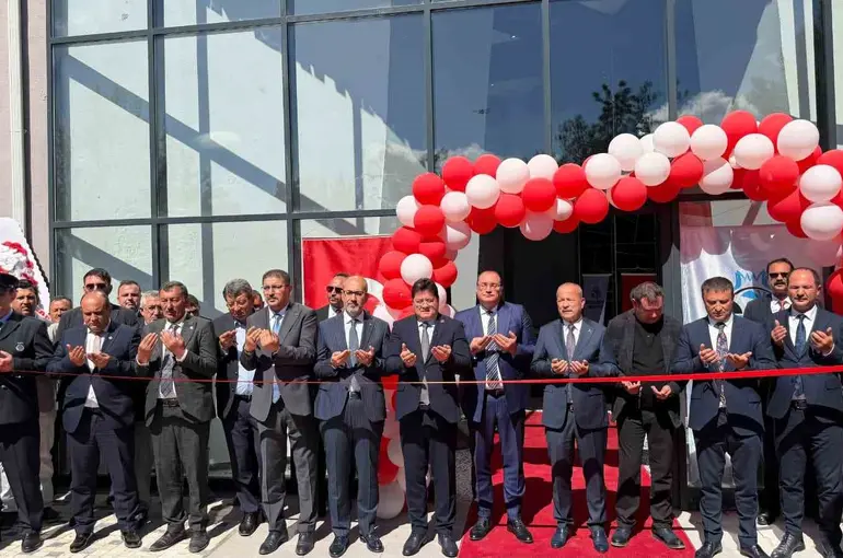 Özdemir Bayraktar Horan Bilimevi ve Uzay Gözlemevi törenle açıldı

