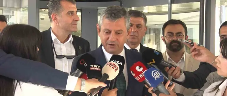 Özgür Özel: "Partinin siyasi kuruluşunu ağustos-eylül ayında yapacağız"
