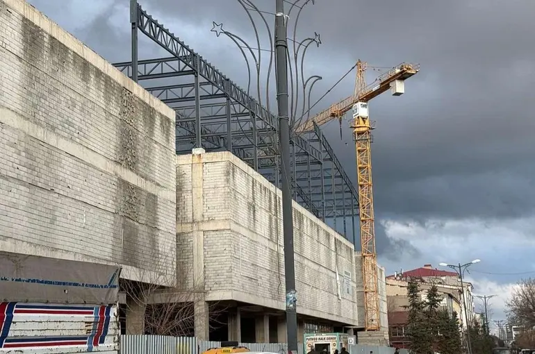Patnos’ta inşaat sektörü yeniden canlandı: Arsa bulmak zorlaştı
