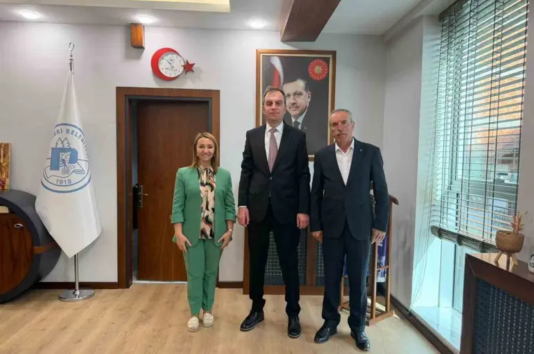 Pazaryeri’nde ulaşım hamlesi hız kazandı
