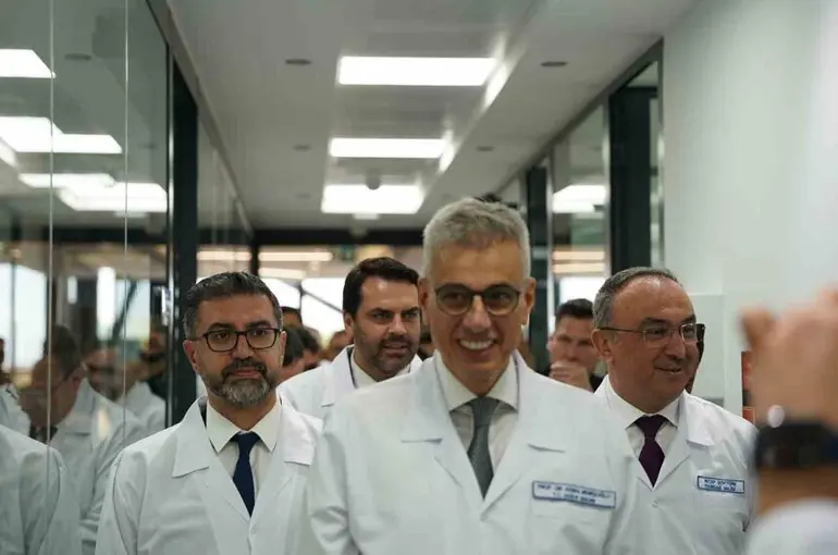 Polifarma yeni AR-GE merkezinde Türkiye’nin ilk yerli SMA ilaç ve etken maddesi üretilecek
