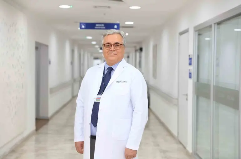 Reflü tedavisinde kapalı yöntem avantaj sağlıyor
