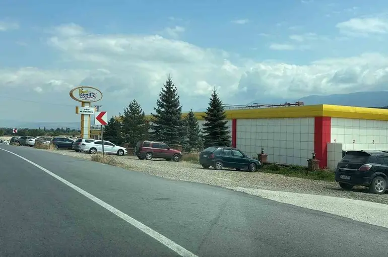 Rekabet Kurulundan Bolu’nun piliç devlerine büyük ceza: 3 milyar 700 milyon TL idari para cezası kesildi
