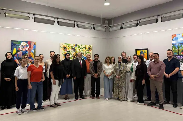 Ressam Talha Kılıç SANKO Sanat Galerisinde resim sergisi açtı
