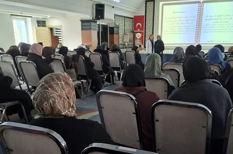 Sağlıklı menopoz okulu eğitimleri başladı
