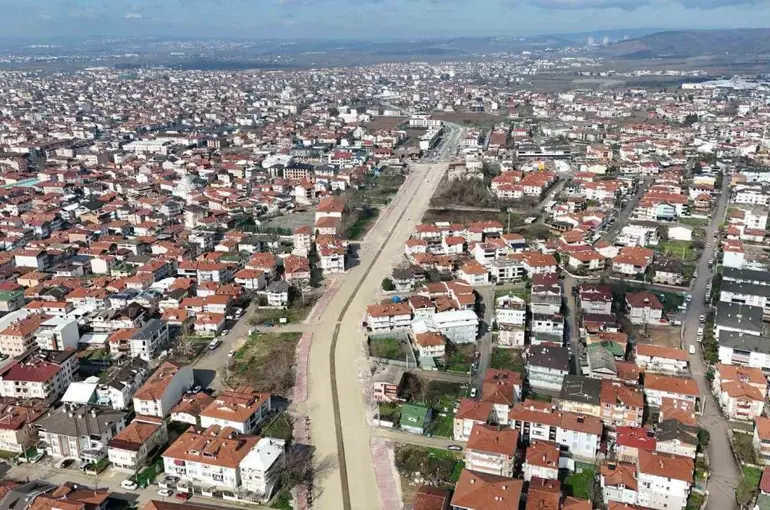 Sakarya’da 3 yeni arter trafiği rahatlatacak
