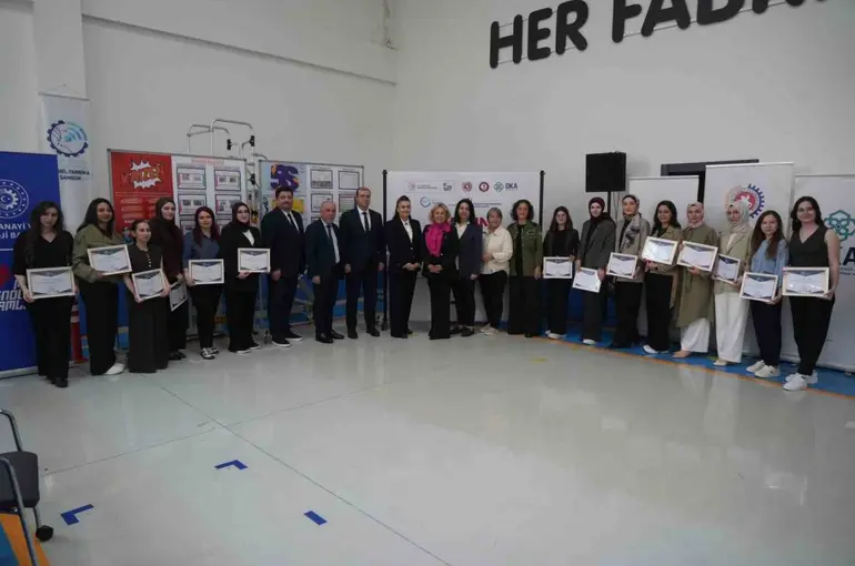 Samsun’da Kadın Mühendis Okulu ikinci dönem mezunlarını verdi
