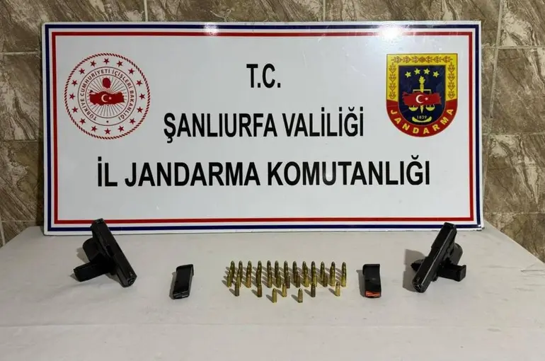 Şanlıurfa’da 5 ruhsatsız silah ele geçirildi
