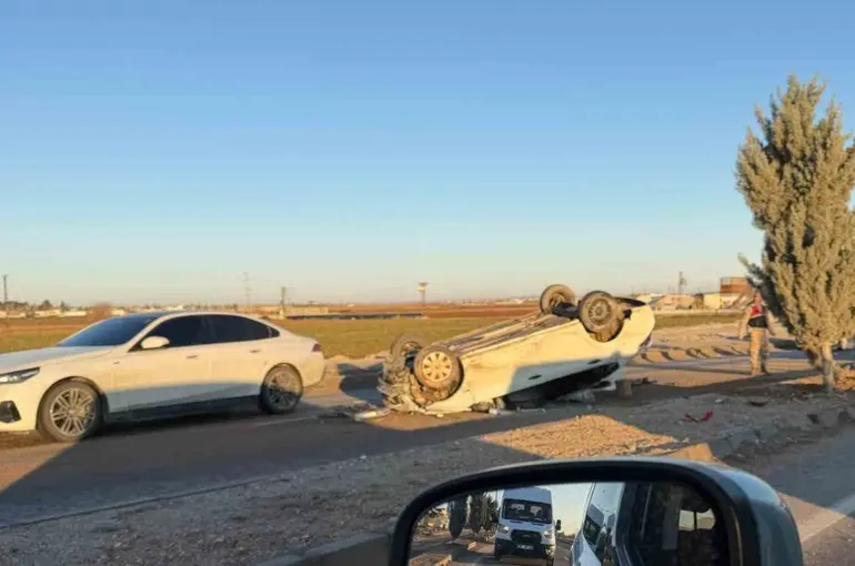 Şanlıurfa’da buzlanma kazalara yol açtı: 7 yaralı
