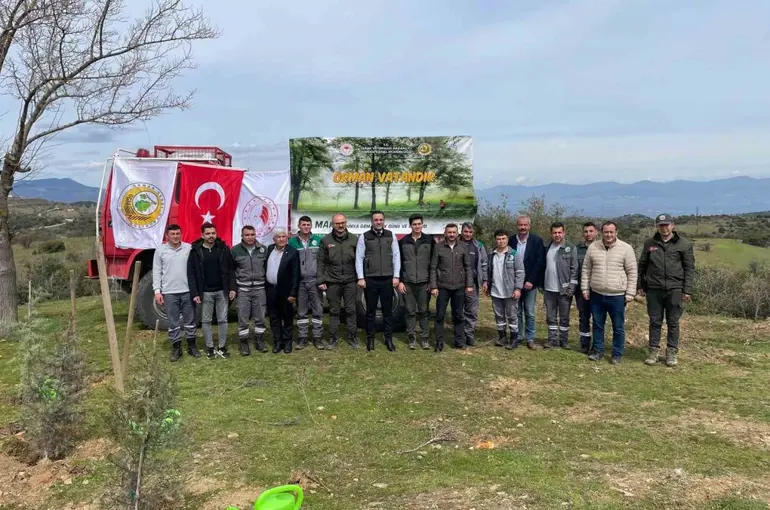 Sarıgöl’de öğrenciler doğa sevgisini sahada öğrendi
