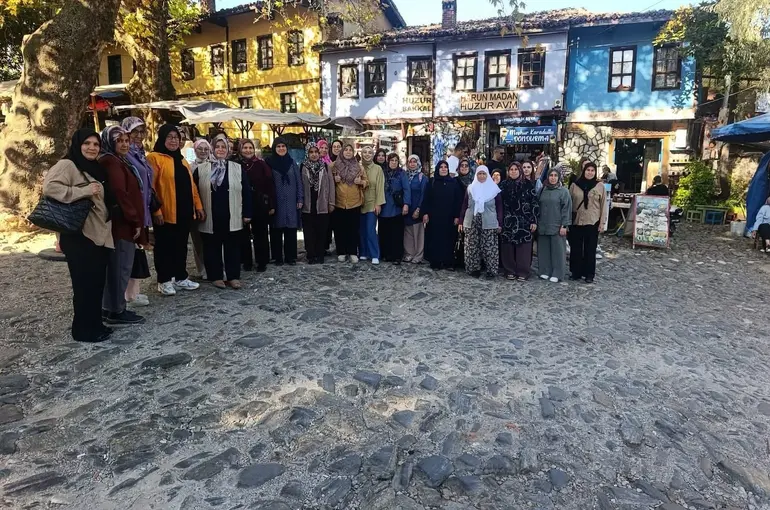 Sarıgöllü kadınlardan Bursa’ya kültür gezisi
