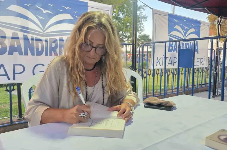 Sema Soykan, Bandırma Kitap Günleri’nde "Keşke"yi anlattı
