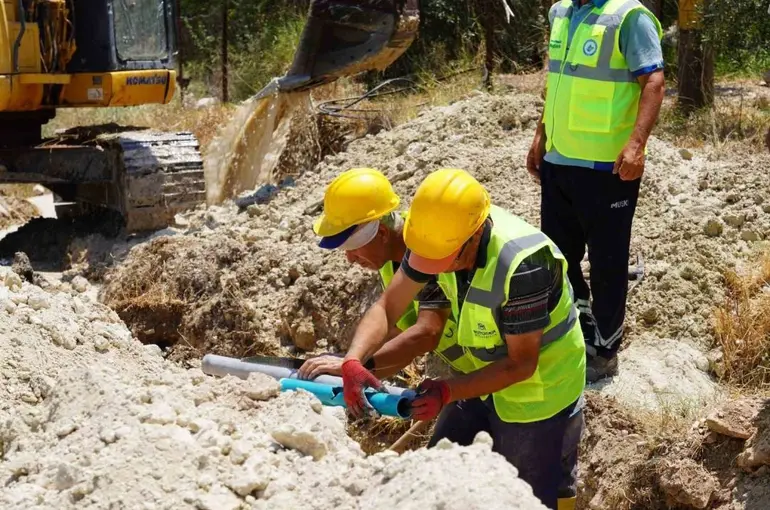 Seydikemer Gölbent’te İçme Suyu Altyapısı yenileniyor

