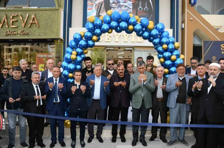 Seyyid Mücevherat 3’üncü şubesini hizmete açtı
