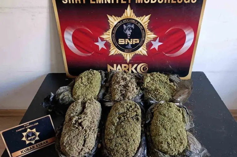 Siirt’te 3 kilo esrar ele geçirildi
