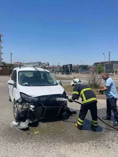 Siirt’te otomobiller çarpıştı
